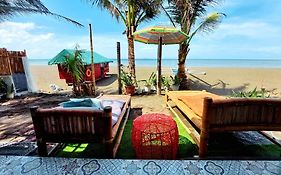 Half Moon Village And Beach House